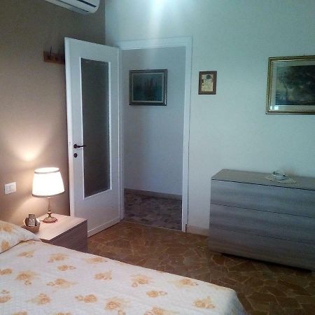 Appartamento Palmanova Vicino Alla Metropolitana มิลาน ภายนอก รูปภาพ
