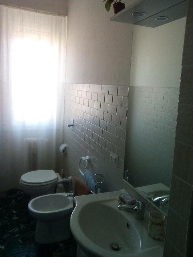 Appartamento Palmanova Vicino Alla Metropolitana มิลาน ภายนอก รูปภาพ